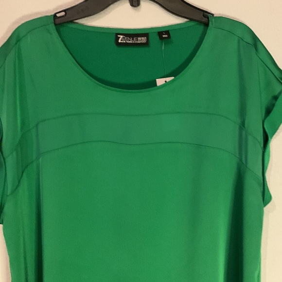 New York and Company 7th Ave Design Studio Emerald Green Blouse.  Size L. NEW ! - Picture 4 of 8